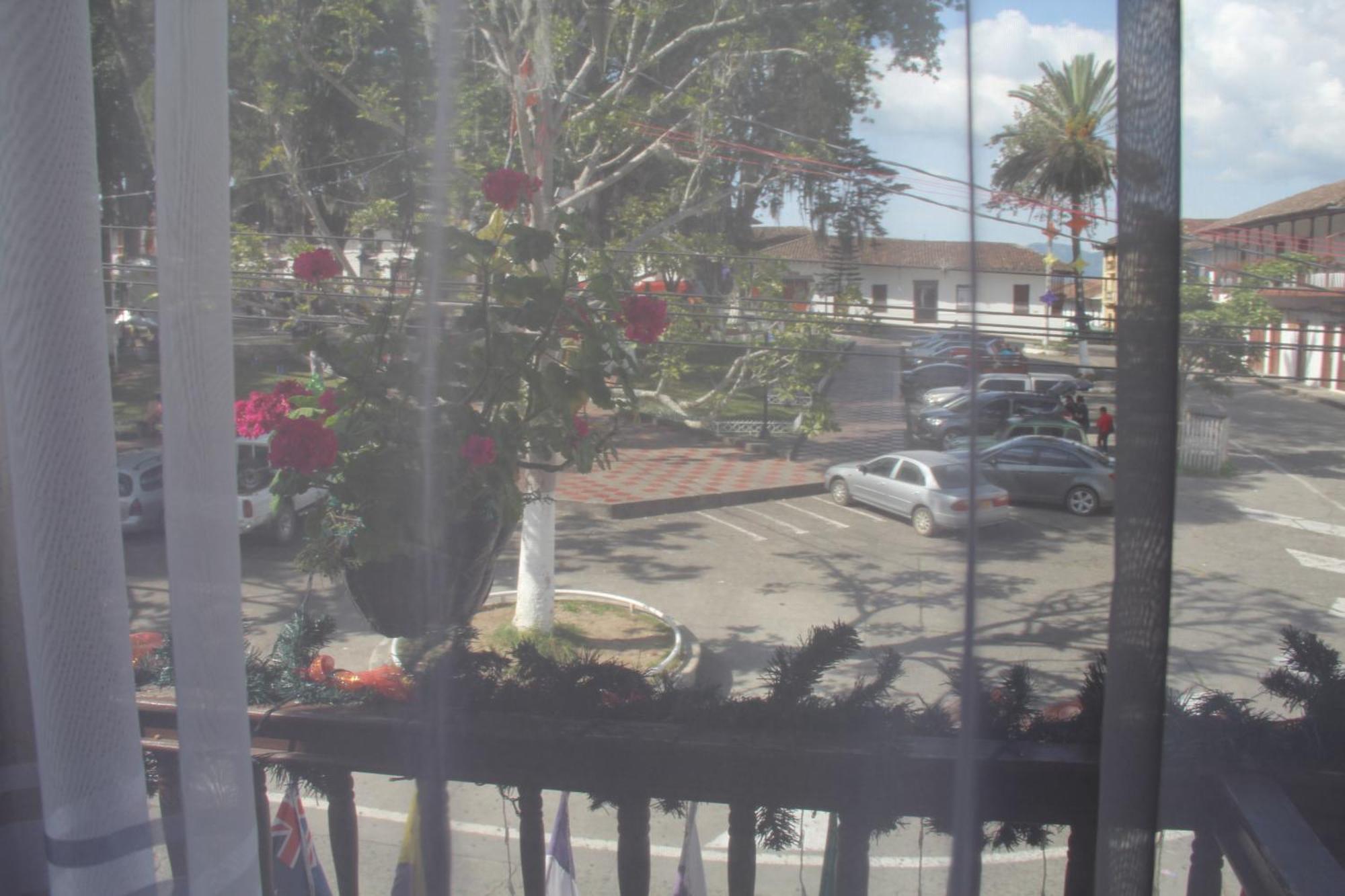 Hotel Colonial - Salamina Caldas Номер фото